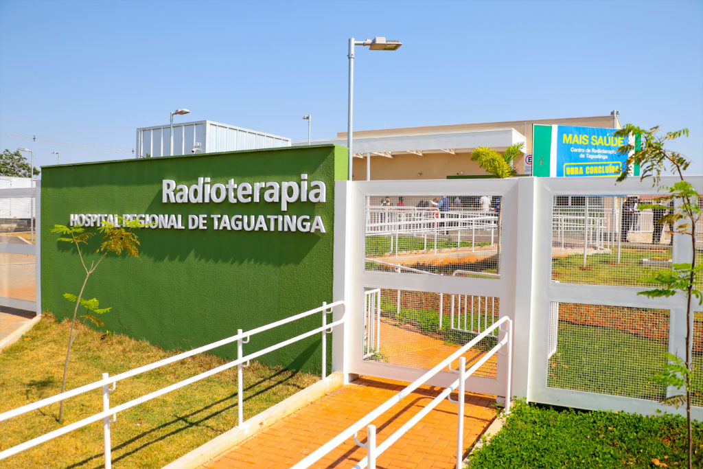 Fachada da Unidade de Radioterapia no Hospital Regional de Taguatinga