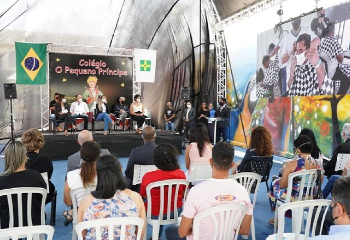 Michelle Bolsonaro participa de inauguração da Creche Pequeno Príncipe na Ceilândia